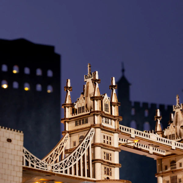 3D Ahşap Puzzle Tower Bridge